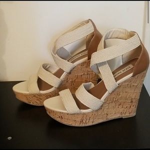 Steve Madden Camdyn wedge sandal